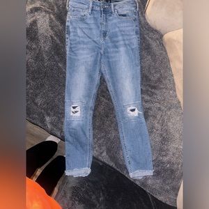 Hollister High Rise Crop Super Skinny Jeans